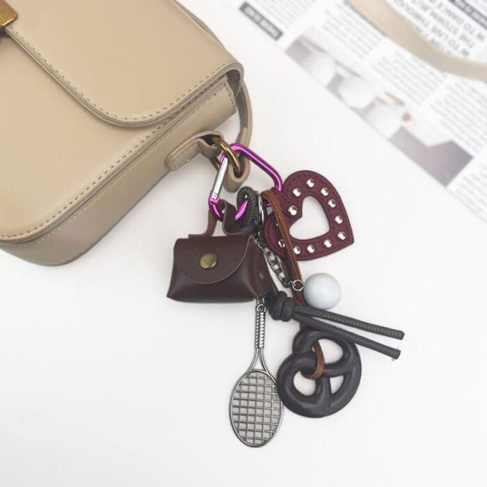Brown handbag rakets Keychain 7 in 1 - Image 2