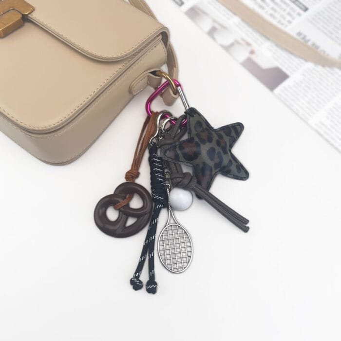 Grey Black pentagram rackets Keychain 7 in 1 - Image 2